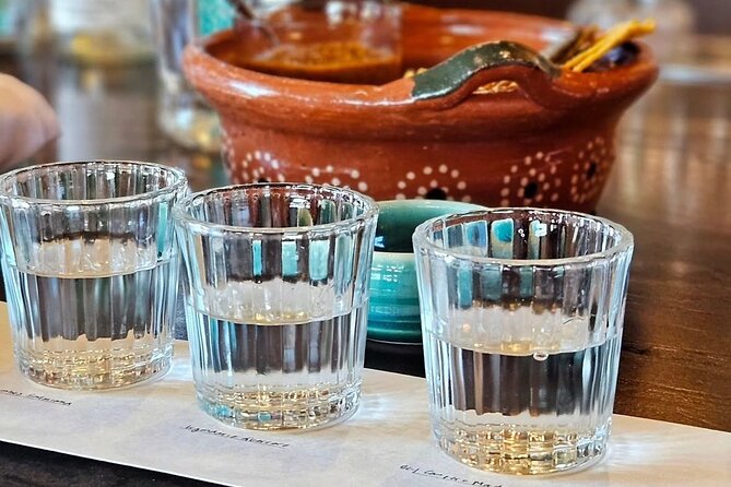 Art & Mezcal - Walking to a mezcal cocktail workshop