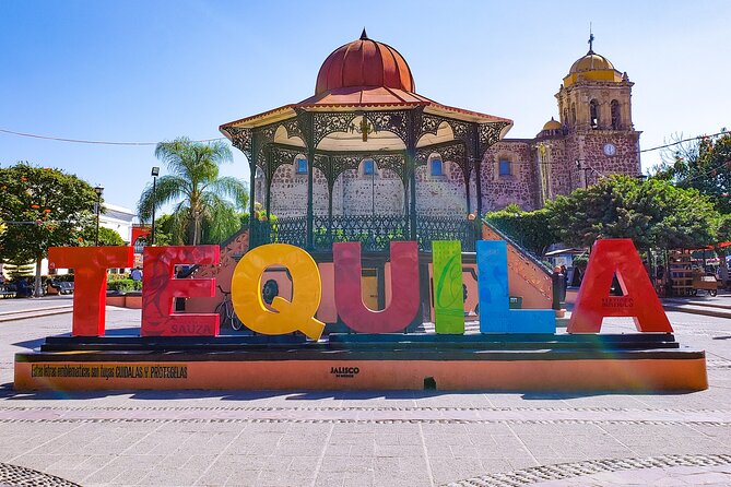 Direct Airport Transfer to Tequila Jalisco - Starting your Tequila visit at Guadalajara Airport