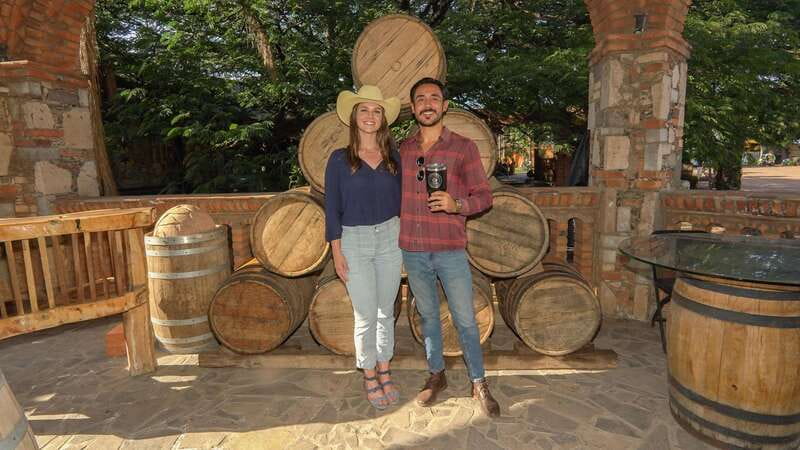 Guadalajara: Premium Tequila Tour with Tastings and Pairings - Who should book this experience?