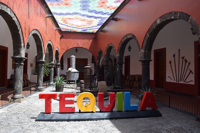 Guided Full Day Tour to Tequila and Cantaritos el Guero - The Value of Private Transportation