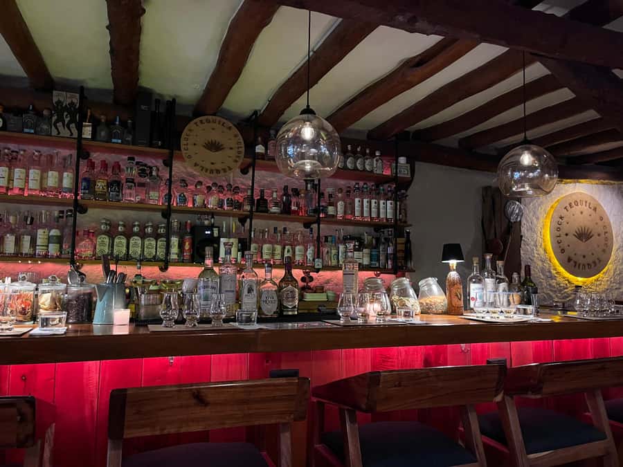 Holbox: Tequila Tasting Experience at Tequila O'clock - Understanding the tequila process before tasting