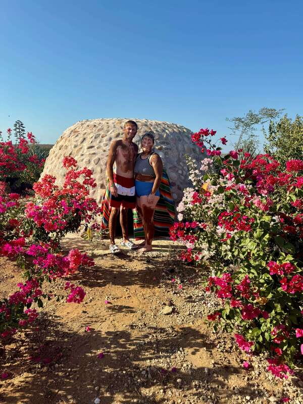 Horseback riding and Temazcal combo with lunch and mezcal - Shopping after the tasting