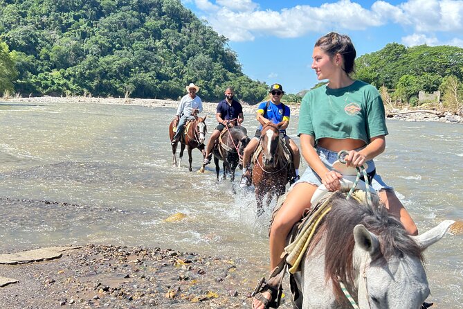 Horseback Riding & Swim: Tequila Tasting, BBQ & Margaritas - A five-hour taste of rural Jalisco