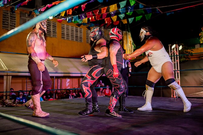 Lucha Libre, Tacos, Margaritas,Tequila and Night Market Tour - Making a tortilla by hand