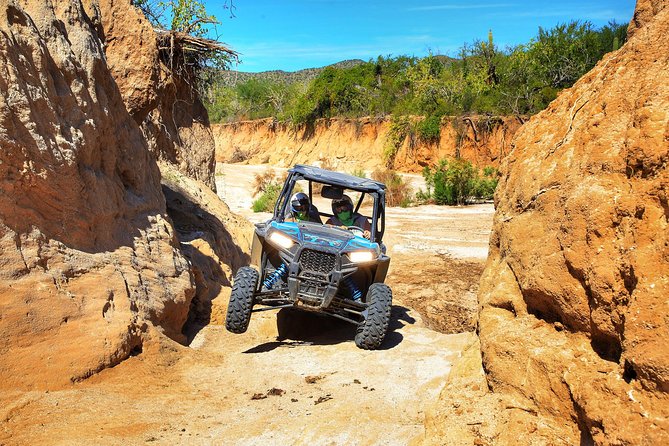 OffRoad 4X4 UTV Adventure with unlimited Lunch & Tequila - Across dusty arroyos and shallow canyons