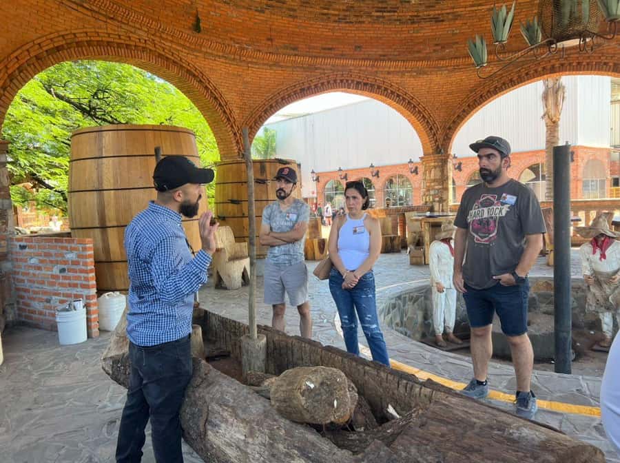 Premium Tequila Route with professional tasting - What this Jalisco tequila tour is really about