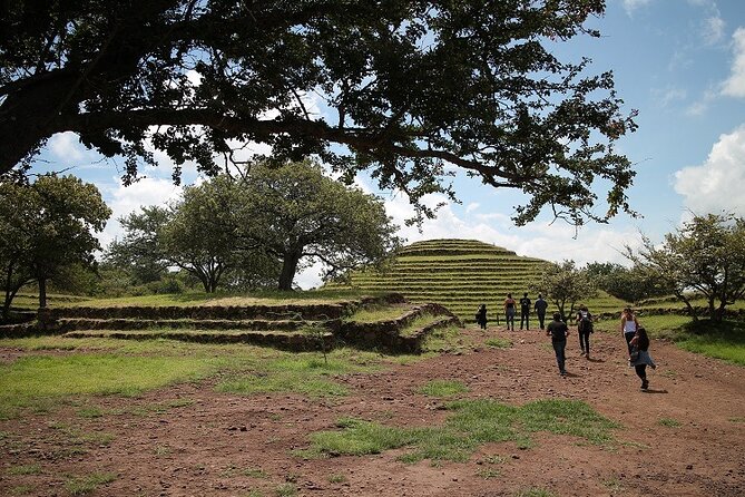Private Full-Day Tour to Tequila and Guachimontones - Food, timing, and what to pack