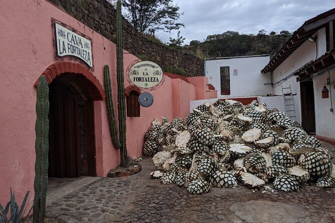 Private One Day Adventure Tour in Tequila and La Fortaleza Distillery - Cantaritos El Güero: A Lively Finish Without Pretension
