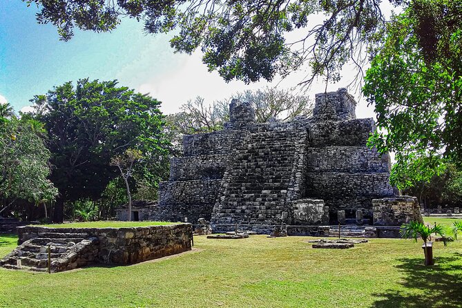 Private Tour at Puerto Morelos & Cenote from Cancun with Tequila - Food, guides, and the private vehicle