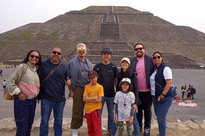 Teotihuacan and Basilica of Guadalupe with mezcal, tequila & handcrafts - Lunch can make the day easier or slower