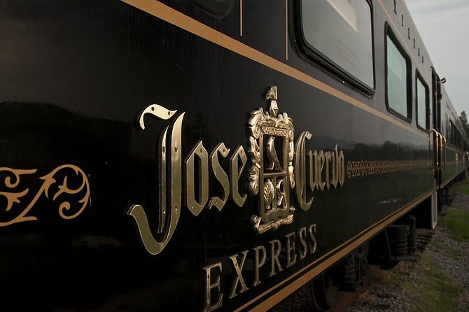 Tequila Day Trip from Guadalajara with Jose Cuervo Express Train - The 9:00 am pickup and the ride toward Tequila