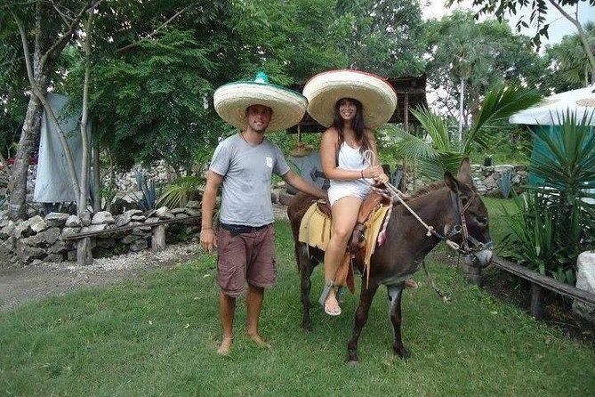 Tequila History and Tasting Experience and Unlimited Beach Break - What happens during the 35-minute tequila tasting