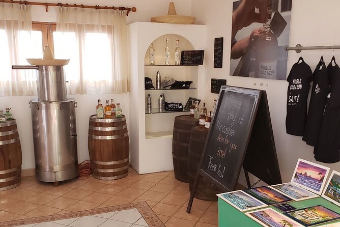 Tequila, Mezcal and Raicilla Tasting - Timing, group size, and the real pace