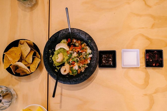 Tequila & Mezcal Tasting - Agave Masterclass In San José del Cabo - Small food pairings make the tasting easier to understand