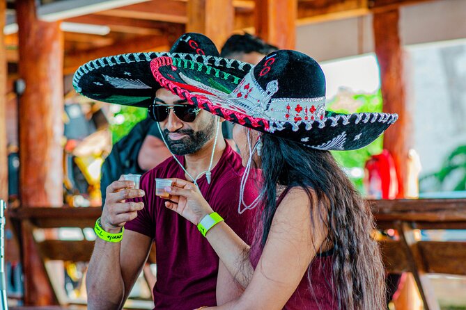 Tequila Tasting Experience in Cancun - The first pours: blanco and reposado