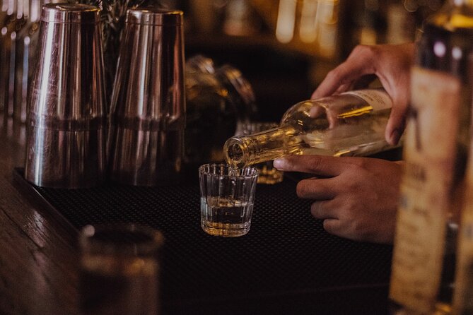 Tour of Mezcalerias in the City - Group size, language, and physical demands