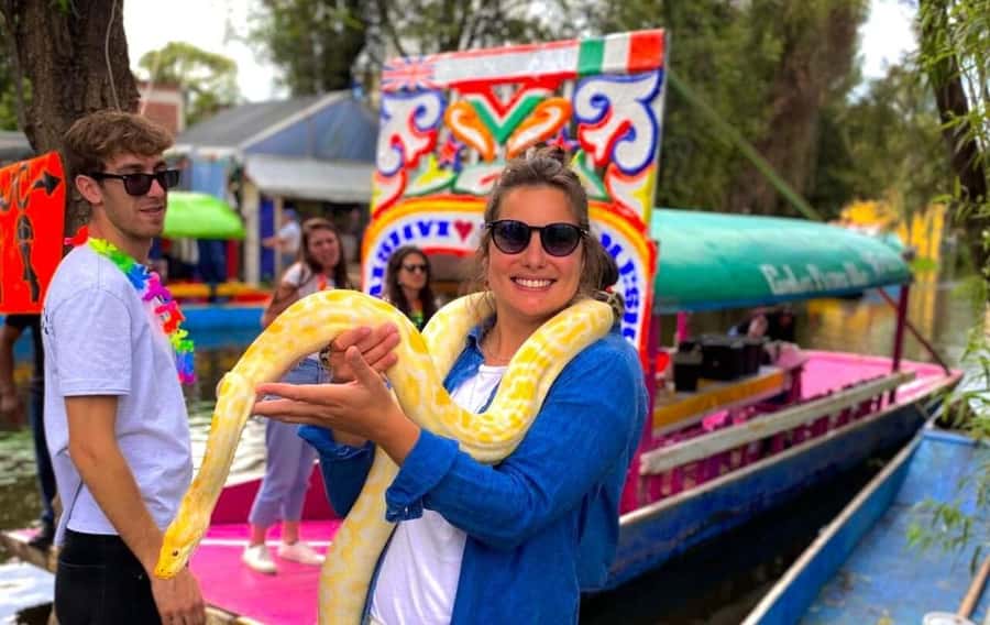 Xochimilco's Wild Side: Mezcal, Insects & Culture - Who should book this experience